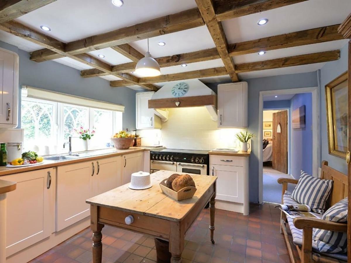 Oyster Cottage Бомарис Экстерьер фото